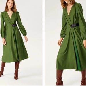 Exquise Green Dress